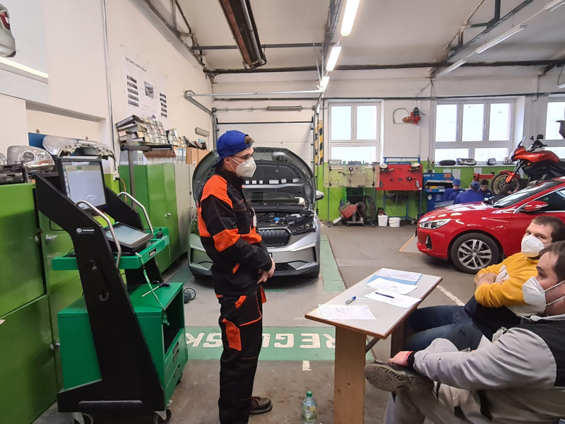 Krajské kolo soutěže Automechanik Junior 2022 foto