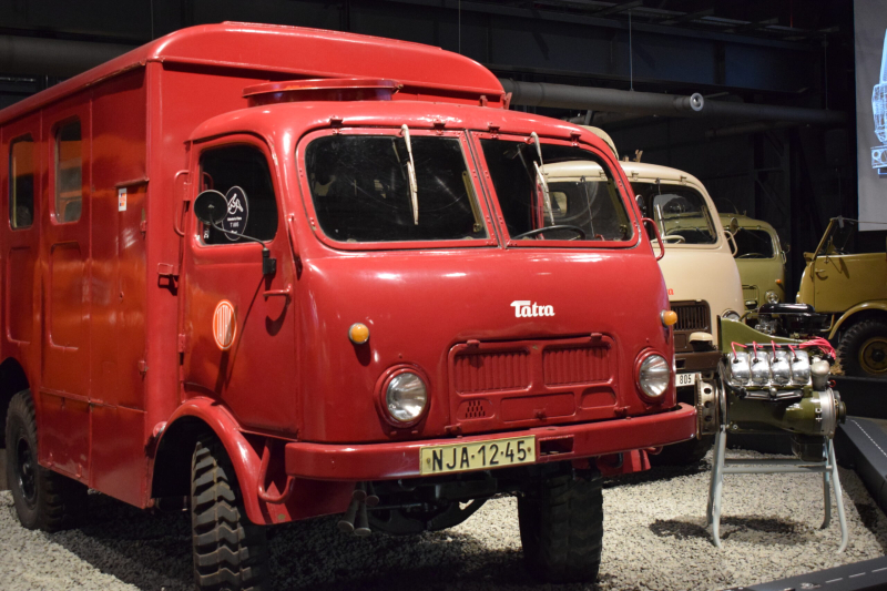 Muzeum nákladních vozidel Tatra foto