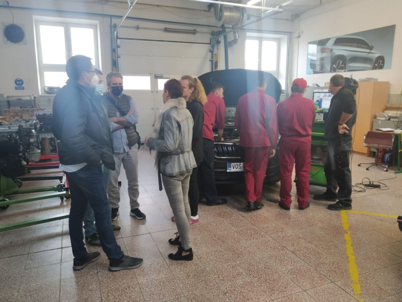 Pedagogové ze Španělska na VOŠ a SŠ automobilní Zábřeh